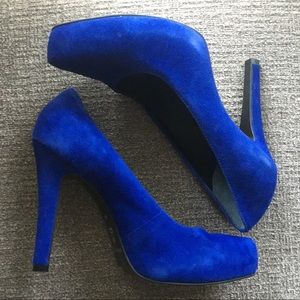 Gianni Bini Blue Suede Point Toe Pumps